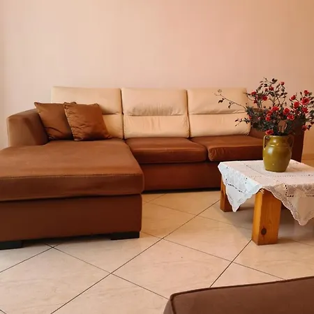 Armando דירה דורס